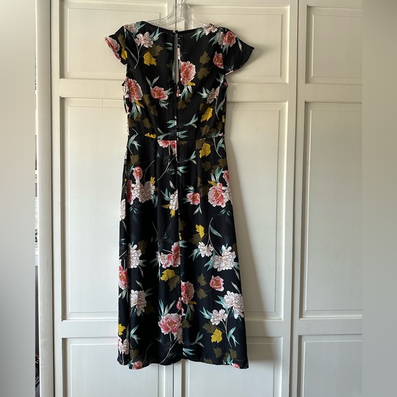 Beautiful Black Floral Dress - Picture 2 of 2